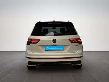 VW Tiguan 2.0TSI 4M R-Line Matrix AHK Pano HK 20