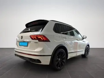 VW Tiguan 2.0TSI 4M R-Line Matrix AHK Pano HK 20