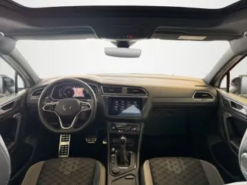 VW Tiguan 2.0TSI 4M R-Line Matrix AHK Pano HK 20