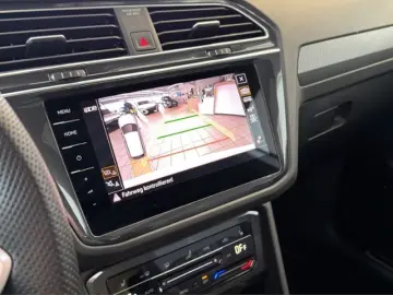 VW Tiguan 2.0TSI 4M R-Line Matrix AHK Pano HK 20