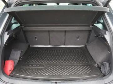 VW Tiguan 2.0 TDI R-Line 4Motion AHK LED-Matrix