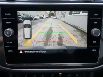 VW Tiguan 2.0 TDI R-Line 4Motion AHK LED-Matrix