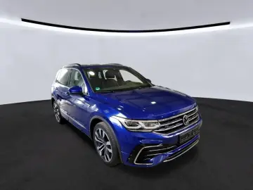 VW TIGUAN 2.0TSi 4M R-LINE ACC HuD H&K CARPLAY KAM.