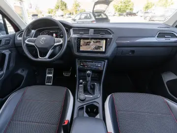 VW Tiguan Urban Sport 2.0 TDI 4M DSG 360  PANO AHK