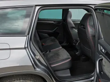 SKODA Kodiaq 2.0TSI DSG 4x4 RS Pano Virtual ACC AHK 20