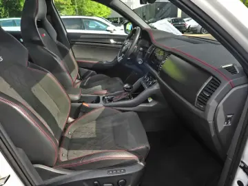 SKODA Kodiaq 2.0 TSI RS 4x4 DSG Nav Pano Standhzg AHK
