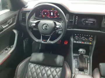SKODA Kodiaq 2.0 TSI 4x4 RS PANO LEDER NAV