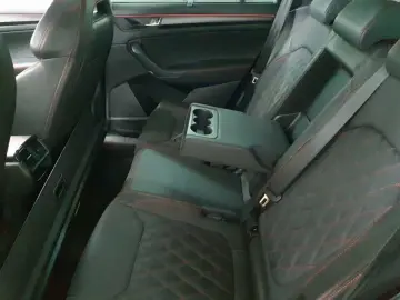 SKODA Kodiaq 2.0 TSI 4x4 RS PANO LEDER NAV