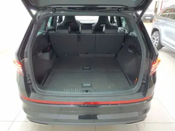 SKODA Kodiaq 2.0 TSI 4x4 RS PANO LEDER NAV