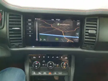 SKODA Kodiaq 2.0 TSI 4x4 RS PANO LEDER NAV