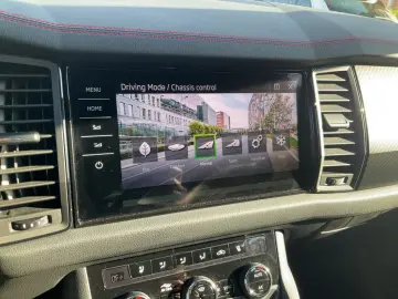 SKODA Kodiaq 4x4 RS 2.0 TSI ACC MATRIX-LED KAMERA PANO