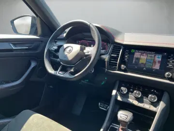 SKODA Kodiaq 2.0 TSI DSG RS 4x4  Navi AHK