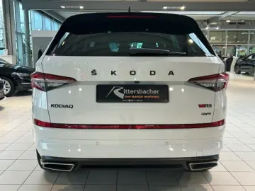 SKODA Kodiaq RS 2.0 TSI DSG 4x4 AHK Kamera Panodach