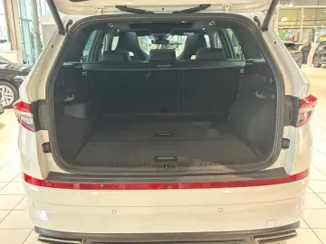 SKODA Kodiaq RS 2.0 TSI DSG 4x4 AHK Kamera Panodach