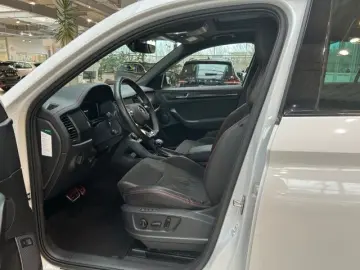 SKODA Kodiaq RS 2.0 TSI DSG 4x4 AHK Kamera Panodach