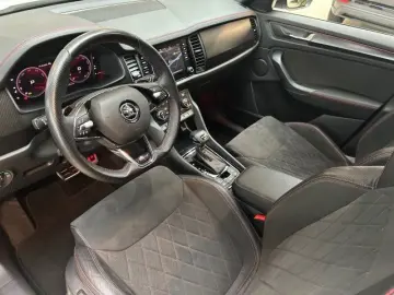 SKODA Kodiaq RS 2.0 TSI DSG 4x4 AHK Kamera Panodach