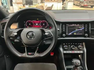 SKODA Kodiaq RS 2.0 TSI DSG 4x4 AHK Kamera Panodach