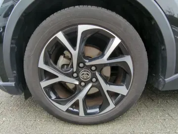 TOYOTA C-HR 2.0 Hybrid (Syst.184 PS) Team D  Bi-LED  Co