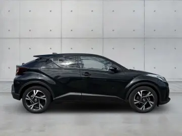 TOYOTA C-HR Hybrid Team Deutschland