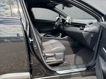 TOYOTA C-HR Hybrid Team Deutschland