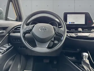 TOYOTA C-HR Hybrid Team Deutschland