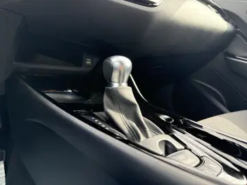 TOYOTA C-HR Hybrid Team Deutschland