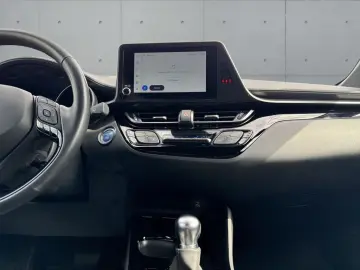 TOYOTA C-HR Hybrid Team Deutschland