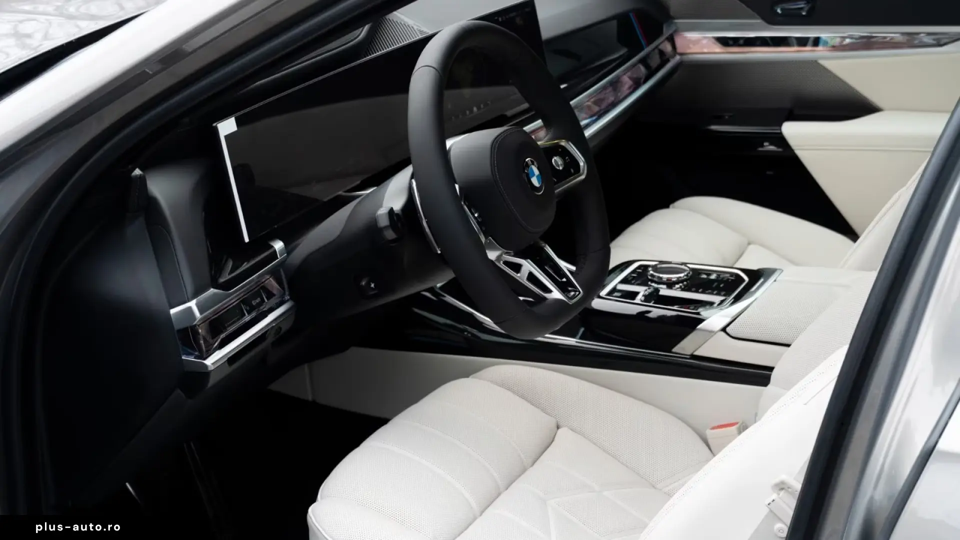 BMW 740d xDrive M Masaj Pano   Finanțare Leasing