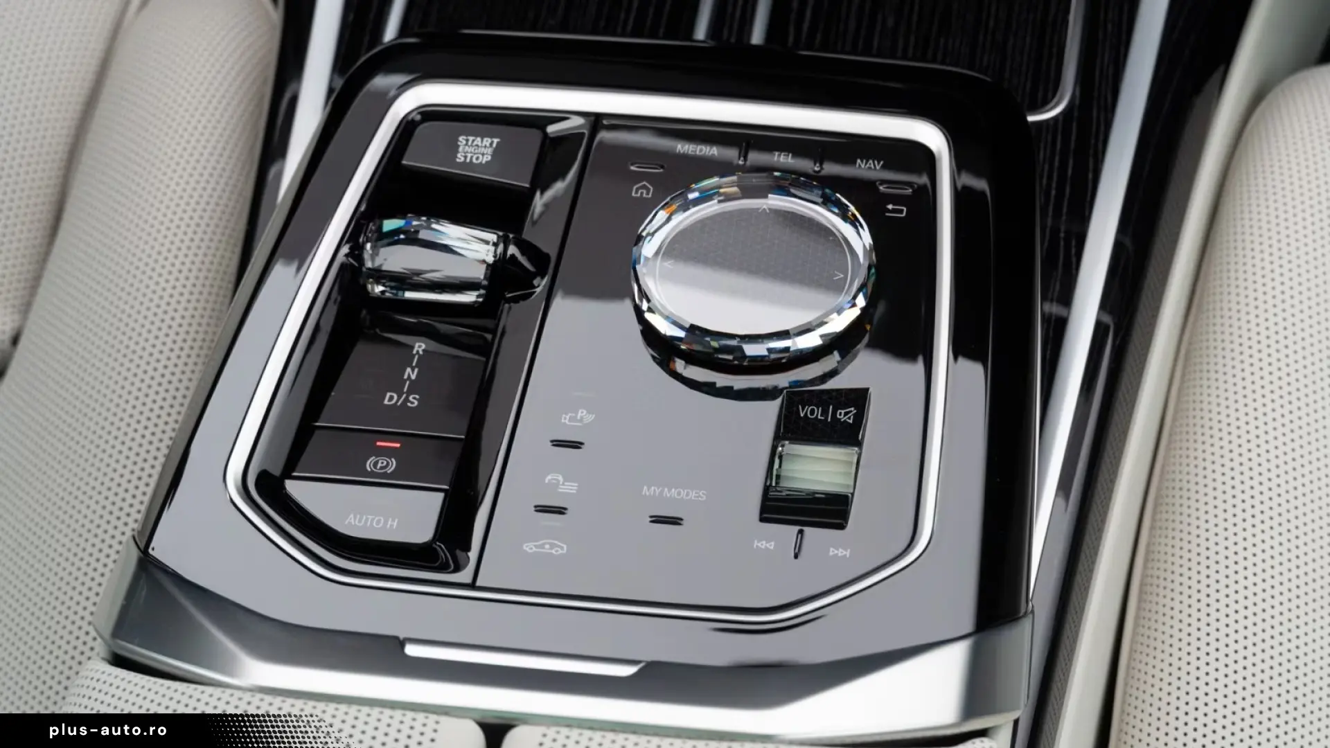 BMW 740d xDrive M Masaj Pano   Finanțare Leasing