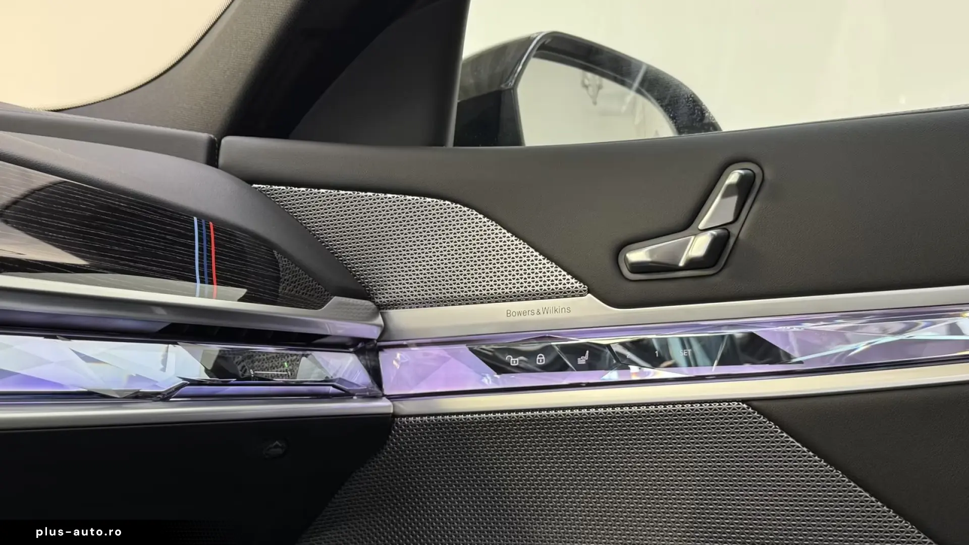 BMW 750e xDrive M Sport PRO   Finanțare Leasing