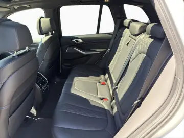 BMW X5 xDrive 40d M-Paket AHK ACC Standhzg HUD Laser