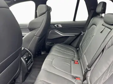 BMW X5 xDri 40d M Sport HUD PA  St Go AHK Laser Pano