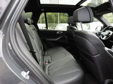 BMW X5 xDrive 40d M-Sport PANO AHK HUD 360  LASER