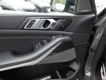 BMW X5 xDrive 40d M-Sport PANO AHK HUD 360  LASER