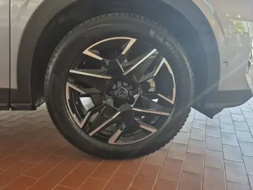 PEUGEOT 3008 Hybrid Allure Navi Kamera 360