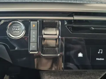 PEUGEOT 3008 Hybrid Allure Navi Kamera 360