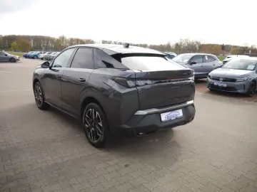 PEUGEOT 3008 Hybrid 145 LED Navi 360-Grad