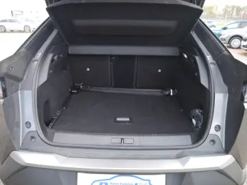 PEUGEOT 3008 Hybrid 145 LED Navi 360-Grad