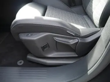 PEUGEOT 3008 Hybrid 145 LED Navi 360-Grad