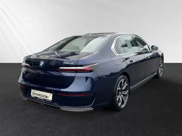 BMW 750e xDrive