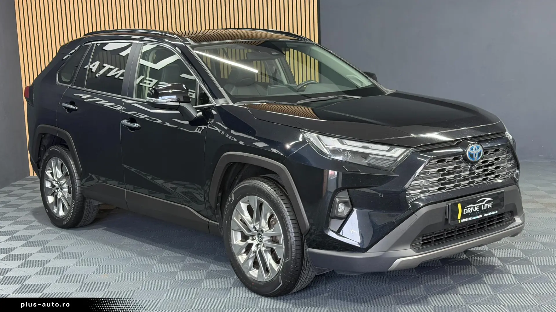 TOYOTA RAV4 RAV4 2.5 HSD 222cp Luxury Premium 4×4 E-CVT