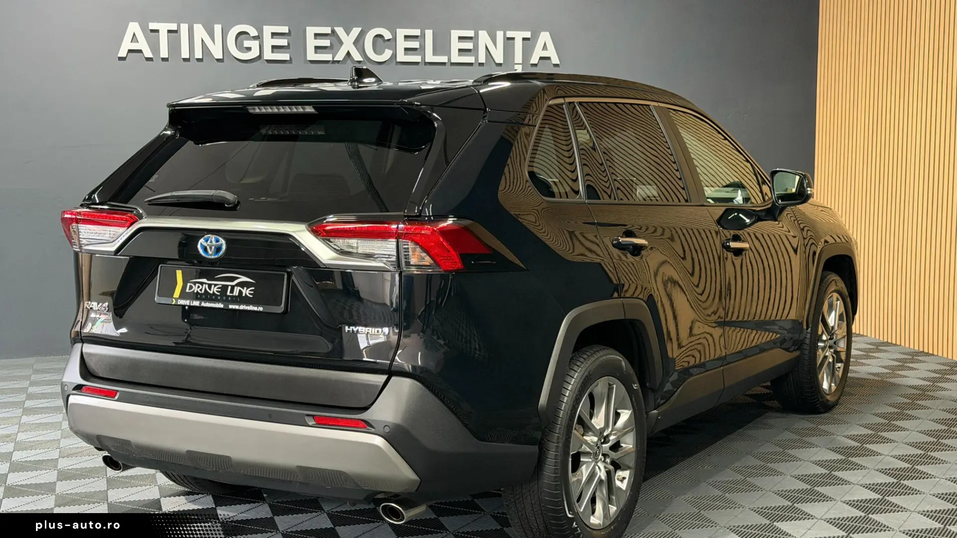 TOYOTA RAV4 RAV4 2.5 HSD 222cp Luxury Premium 4×4 E-CVT