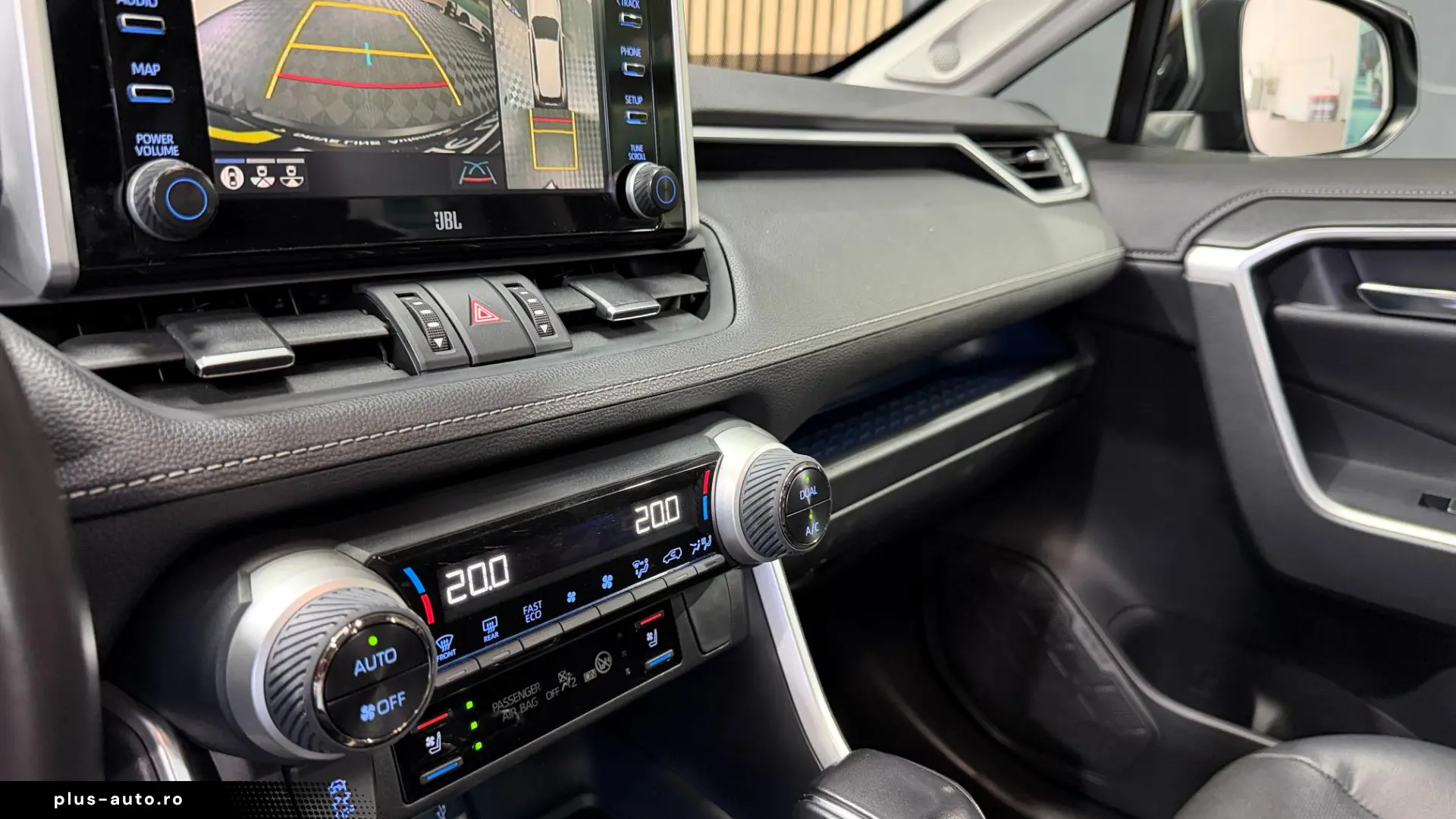 TOYOTA RAV4 RAV4 2.5 HSD 222cp Luxury Premium 4×4 E-CVT