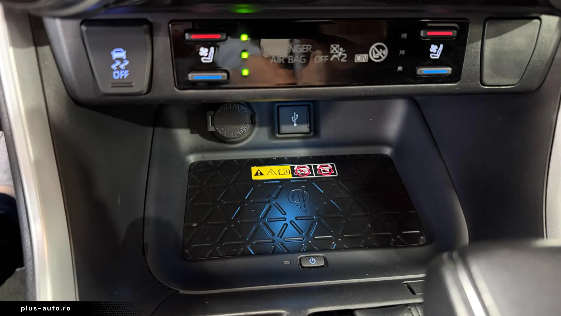 TOYOTA RAV4 RAV4 2.5 HSD 222cp Luxury Premium 4×4 E-CVT