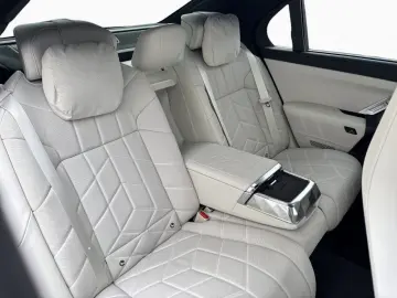 BMW 740d M-Sport-Pro INDIVIDUAL Fond-Enter Ex.Lounge