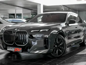BMW 740xd M Sport Pro Fond Theatre Executive 4xMassa