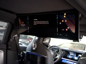 BMW 740xd M Sport Pro Fond Theatre Executive 4xMassa