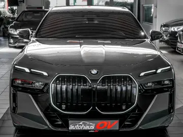 BMW 740xd M Sport Pro Fond Theatre Executive 4xMassa