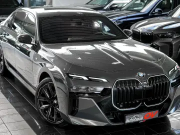 BMW 740xd M Sport Pro Fond Theatre Executive 4xMassa