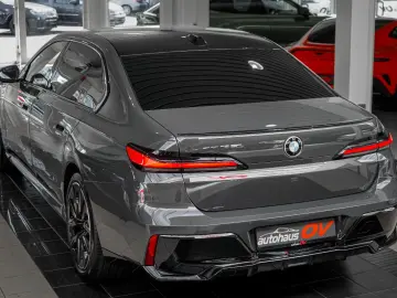 BMW 740xd M Sport Pro Fond Theatre Executive 4xMassa